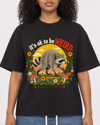 Mockup Boxy Heavyweight Tee Black female close-up 05