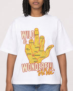 Mockup Boxy Heavyweight Tee White female close-up 15