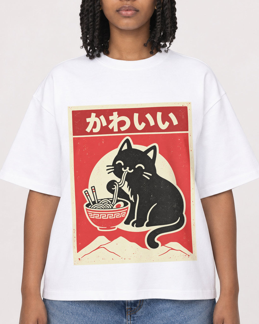 Mockup Boxy Heavyweight Tee White female close-up 15