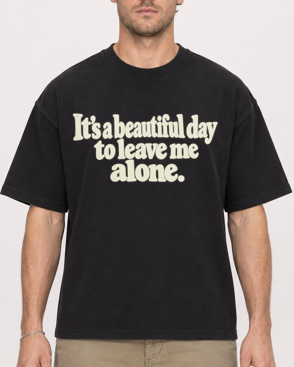 Mockup Boxy Heavyweight Tee Black male close-up 08