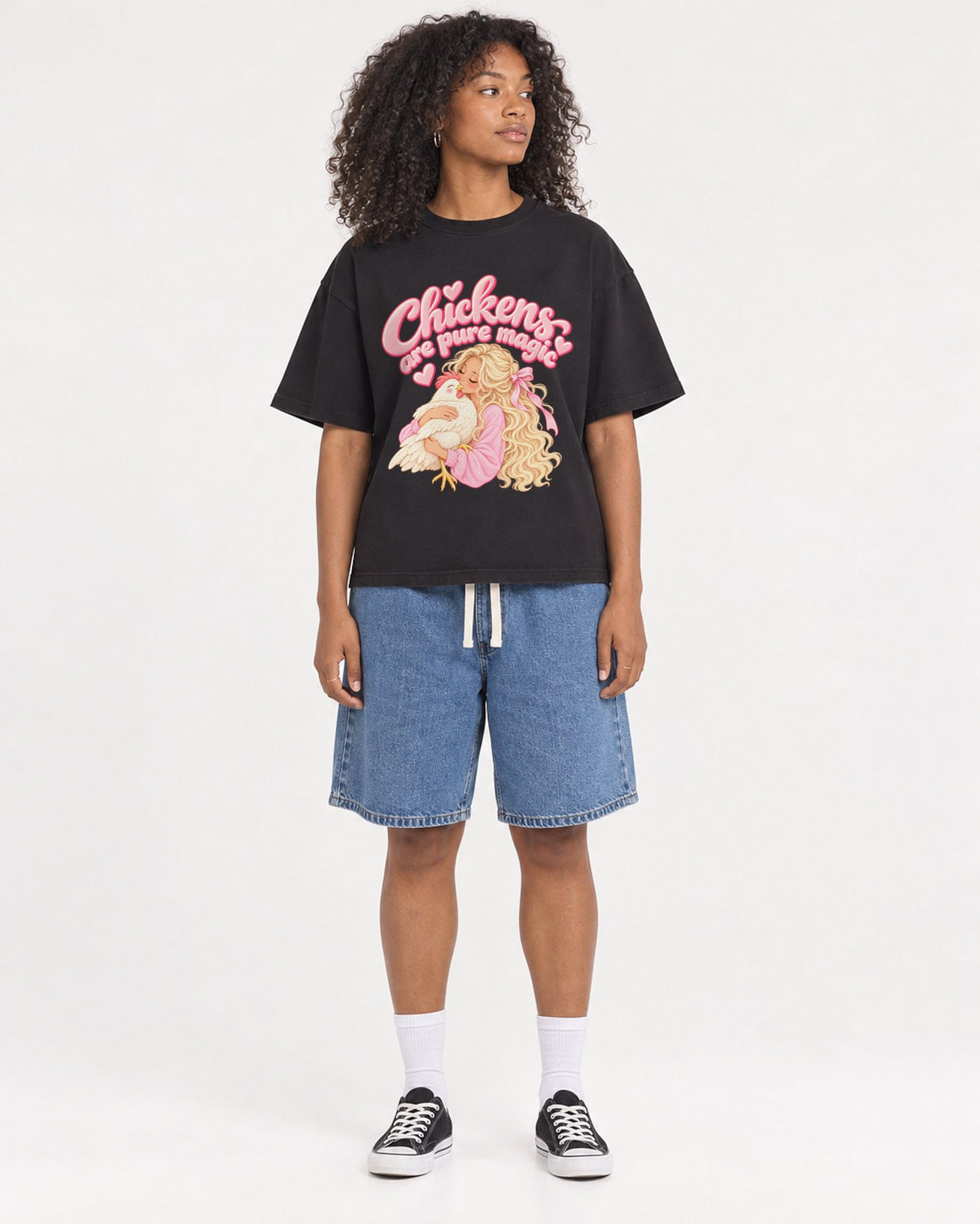 Mockup Boxy Heavyweight Tee Black female full-body 05