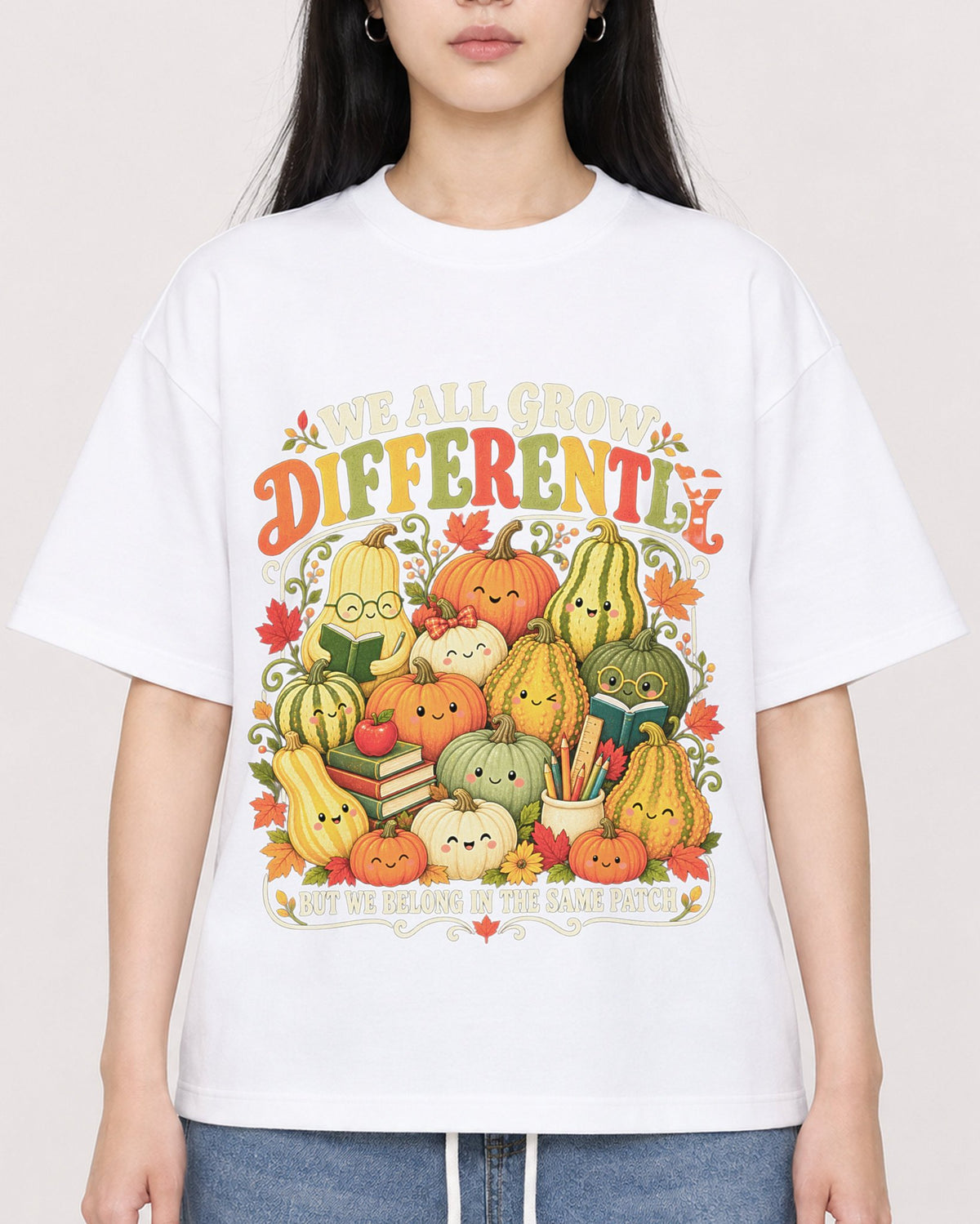 Mockup Boxy Heavyweight Tee White female close-up 01