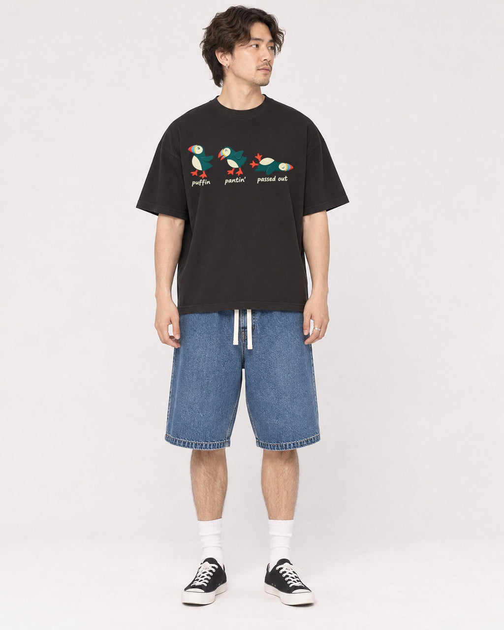 Mockup Boxy Heavyweight Tee Black male full-body 03