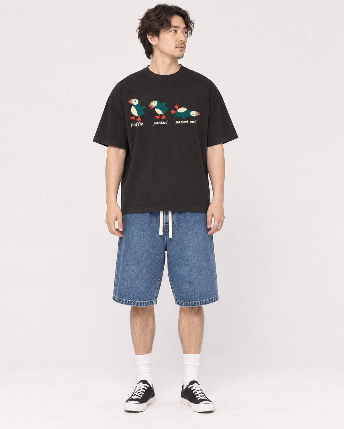 Mockup Boxy Heavyweight Tee Black male full-body 03