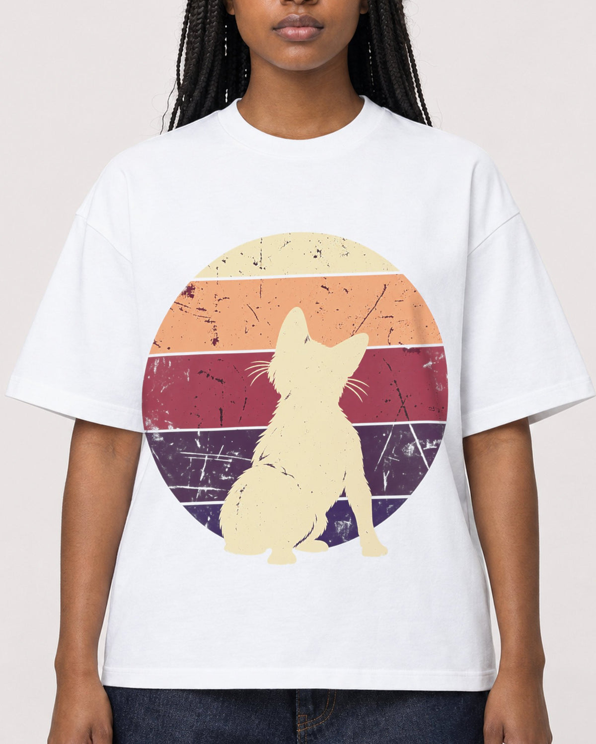 Mockup Boxy Heavyweight Tee White female close-up 04