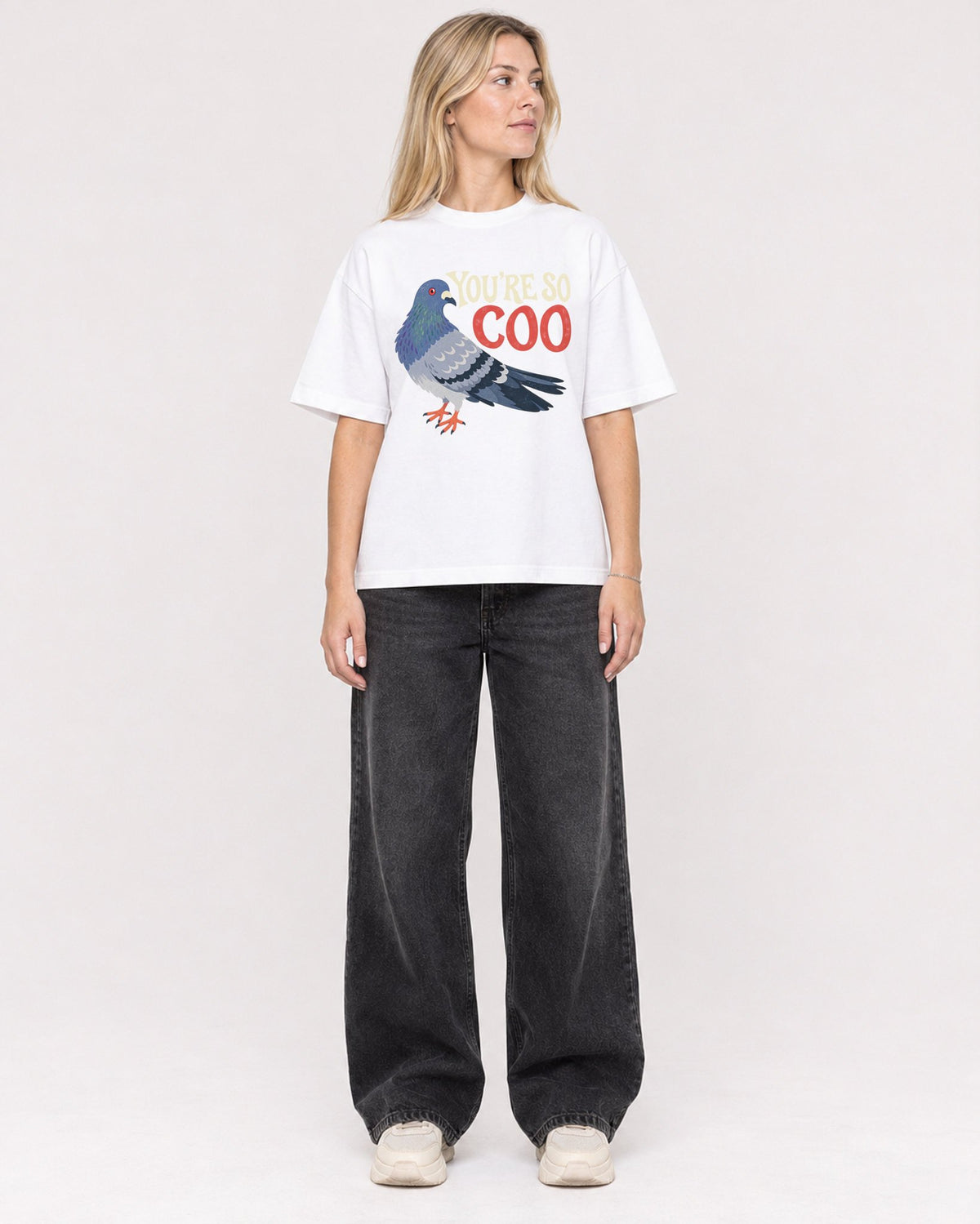 Mockup Boxy Heavyweight Tee White female full-body 08