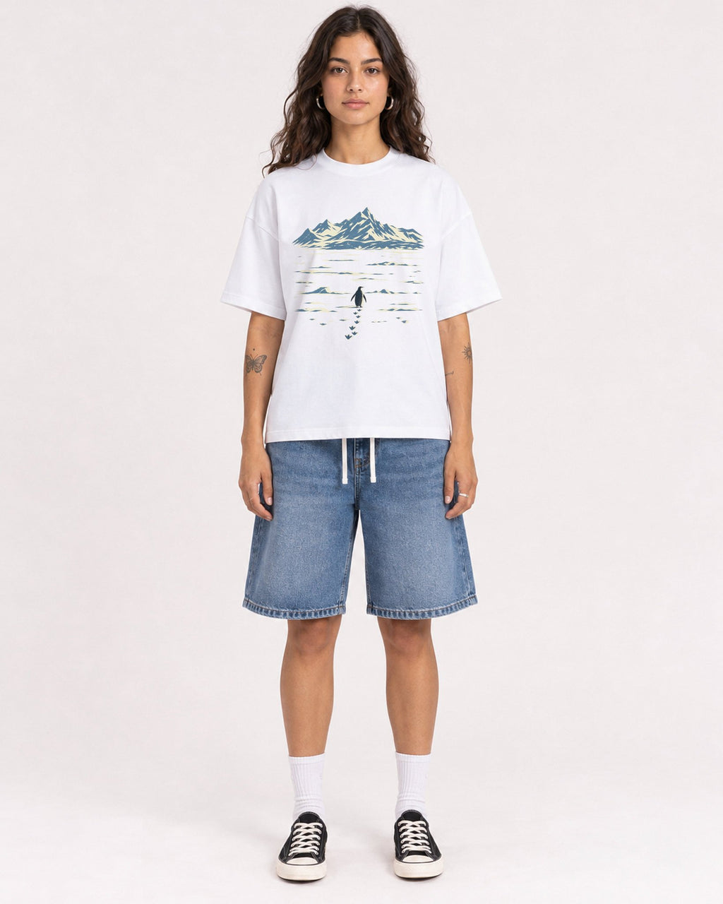 Mockup Boxy Heavyweight Tee White female full-body 06