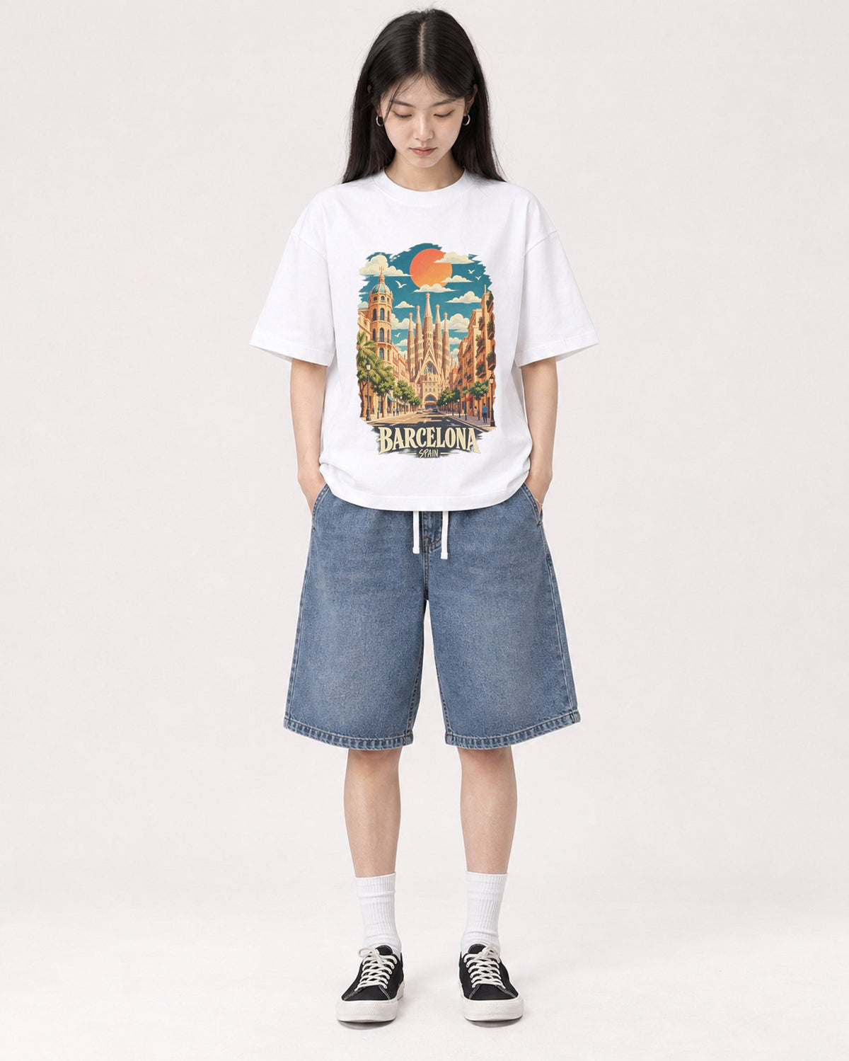 Mockup Boxy Heavyweight Tee White female full-body 01