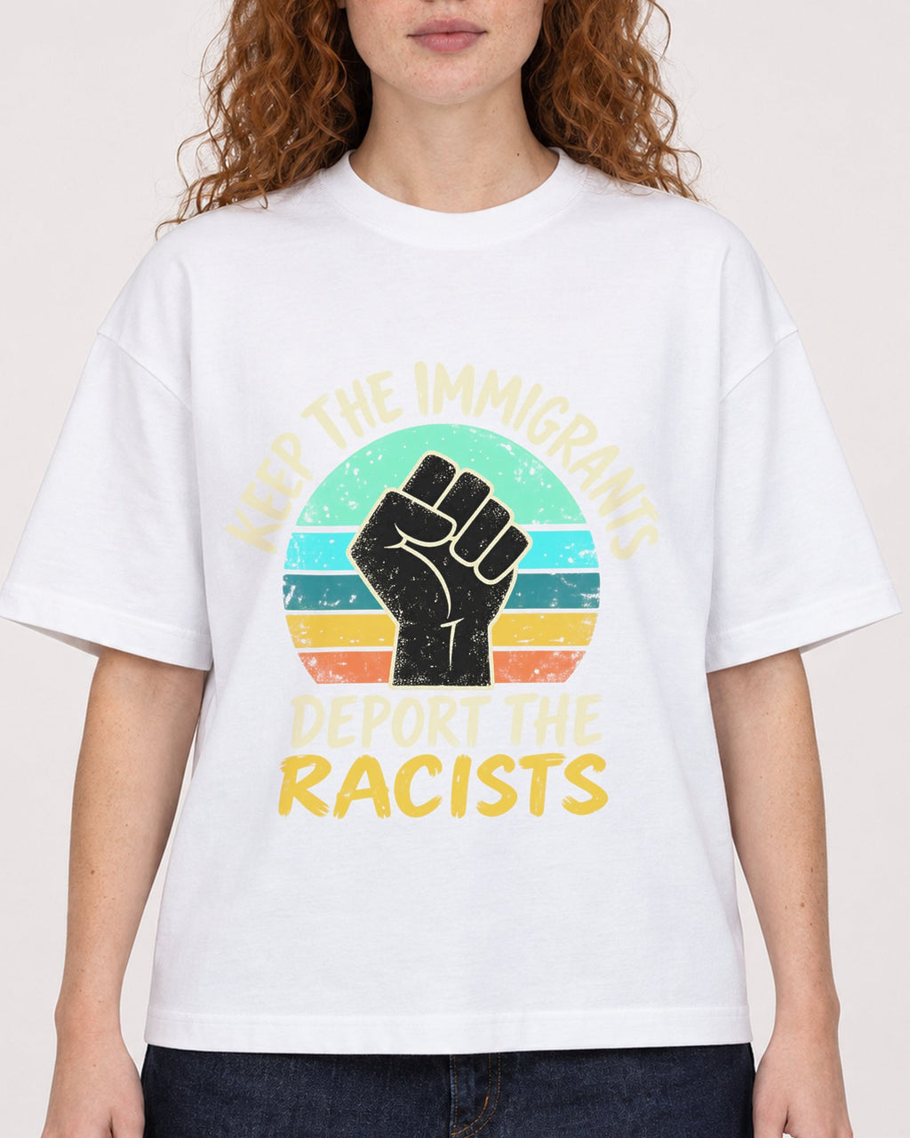 Mockup Boxy Heavyweight Tee White female close-up 09