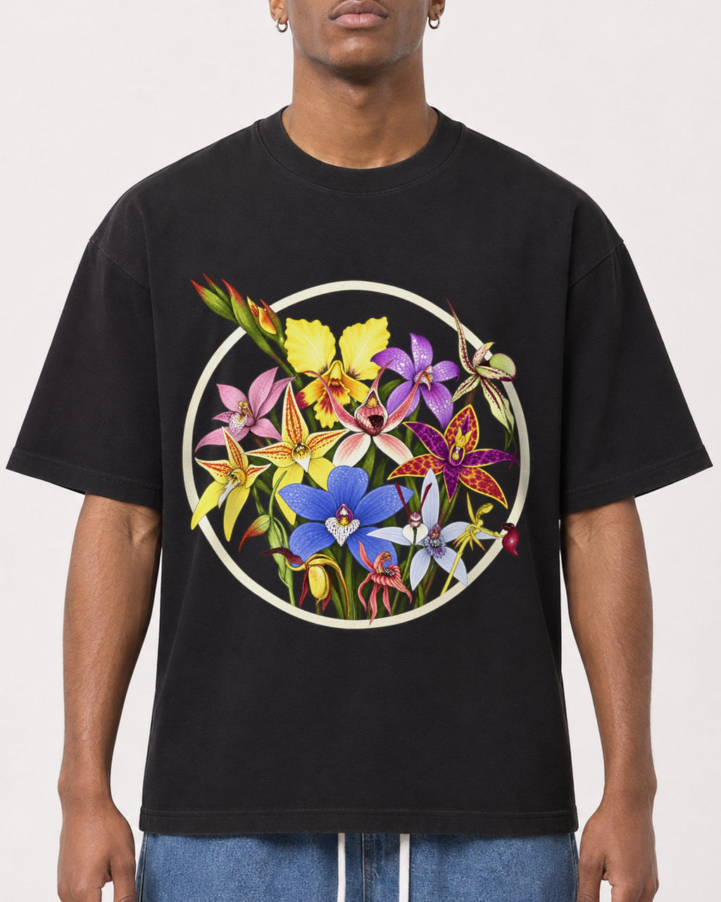 Mockup Boxy Heavyweight Tee Black male close-up 15