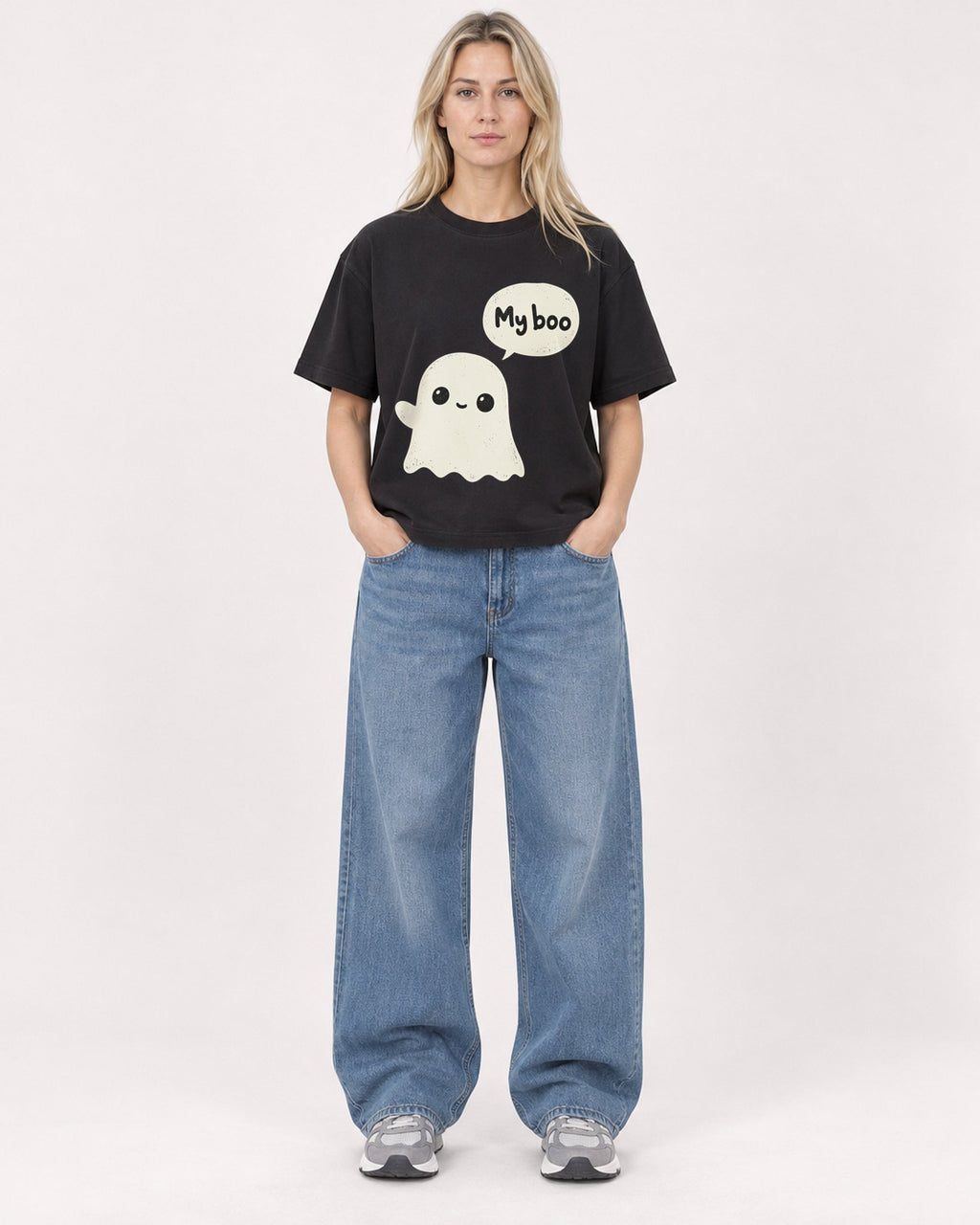 Mockup Boxy Heavyweight Tee Black female full-body 08