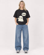 Mockup Boxy Heavyweight Tee Black female full-body 08