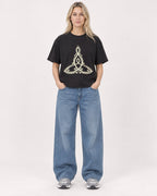 Mockup Boxy Heavyweight Tee Black female full-body 08