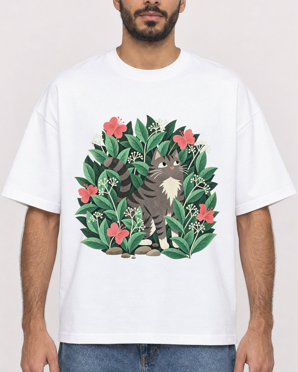 Mockup Boxy Heavyweight Tee White male close-up 07