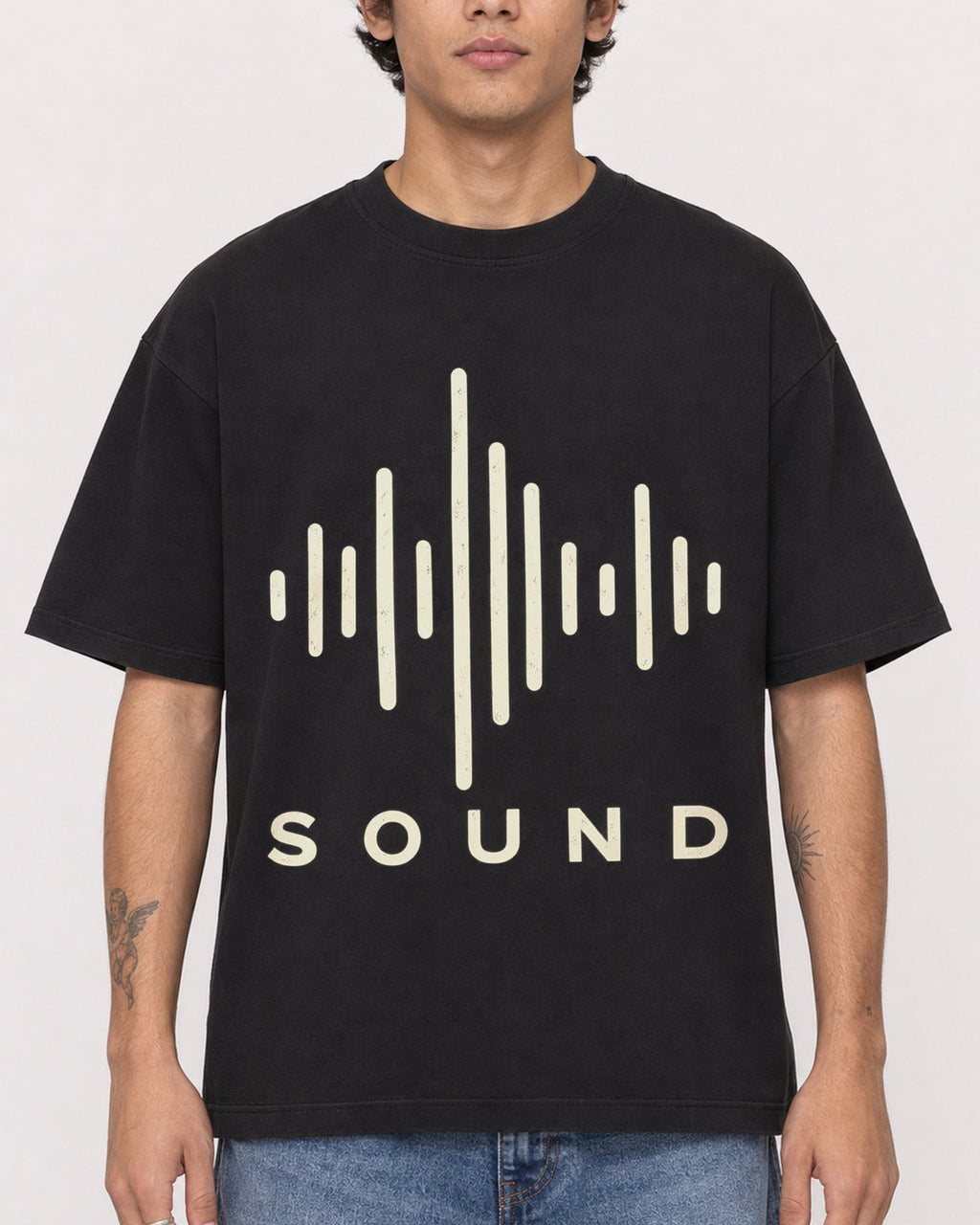 Mockup Boxy Heavyweight Tee Black male close-up 06