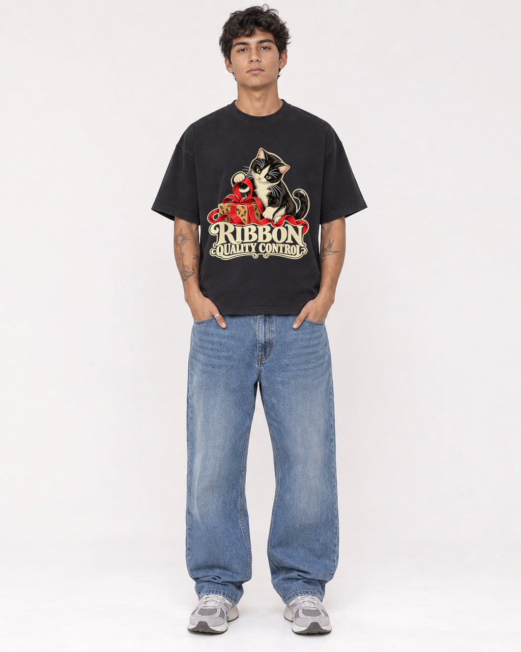 Mockup Boxy Heavyweight Tee Black male full-body 06