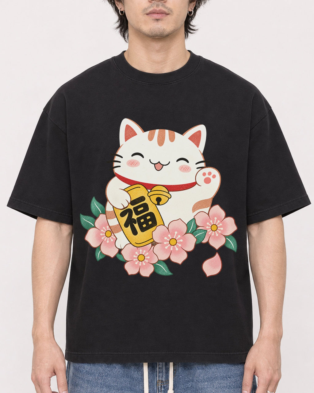 Mockup Boxy Heavyweight Tee Black male close-up 03