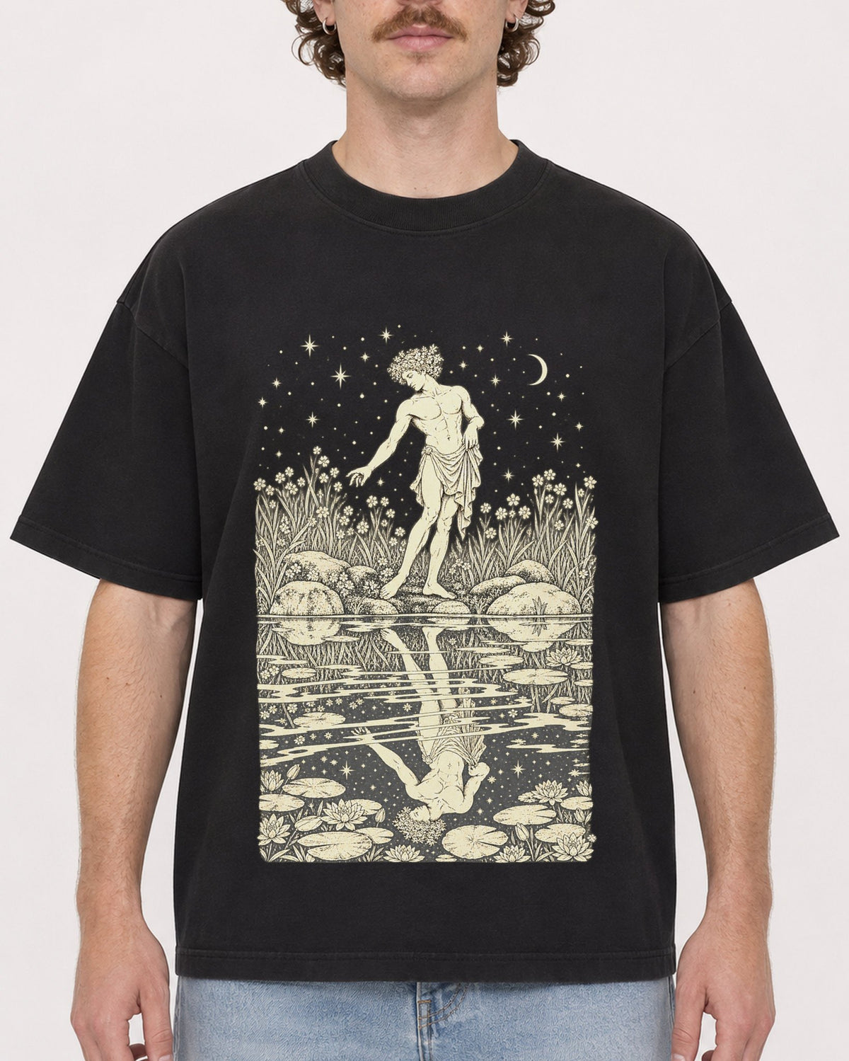 Mockup Boxy Heavyweight Tee Black male close-up 09
