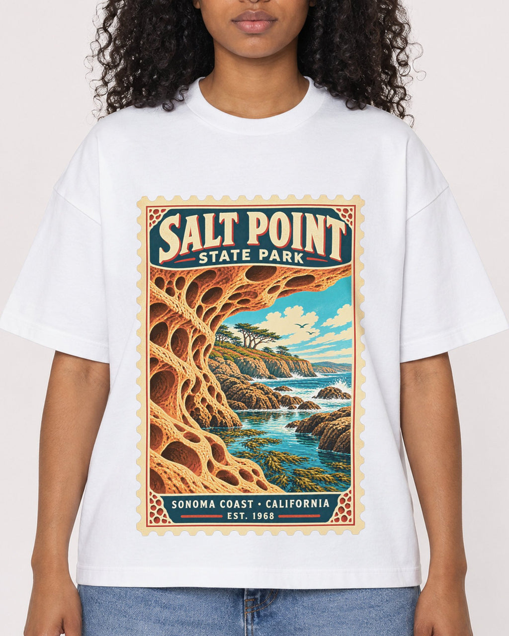 Mockup Boxy Heavyweight Tee White female close-up 05