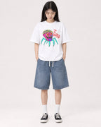Mockup Boxy Heavyweight Tee White female full-body 01