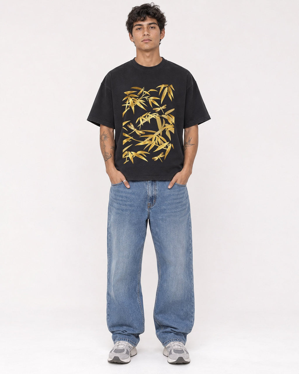 Mockup Boxy Heavyweight Tee Black male full-body 06