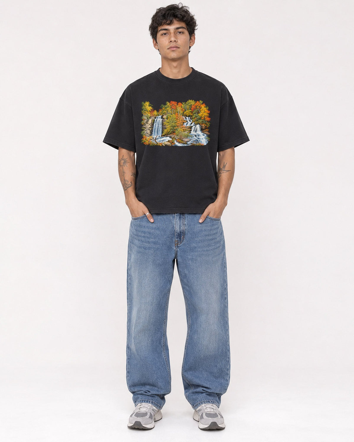 Mockup Boxy Heavyweight Tee Black male full-body 06