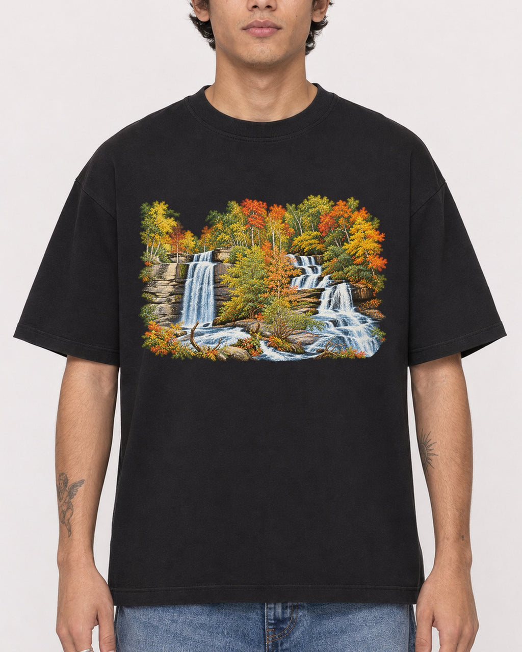 Mockup Boxy Heavyweight Tee Black male close-up 06