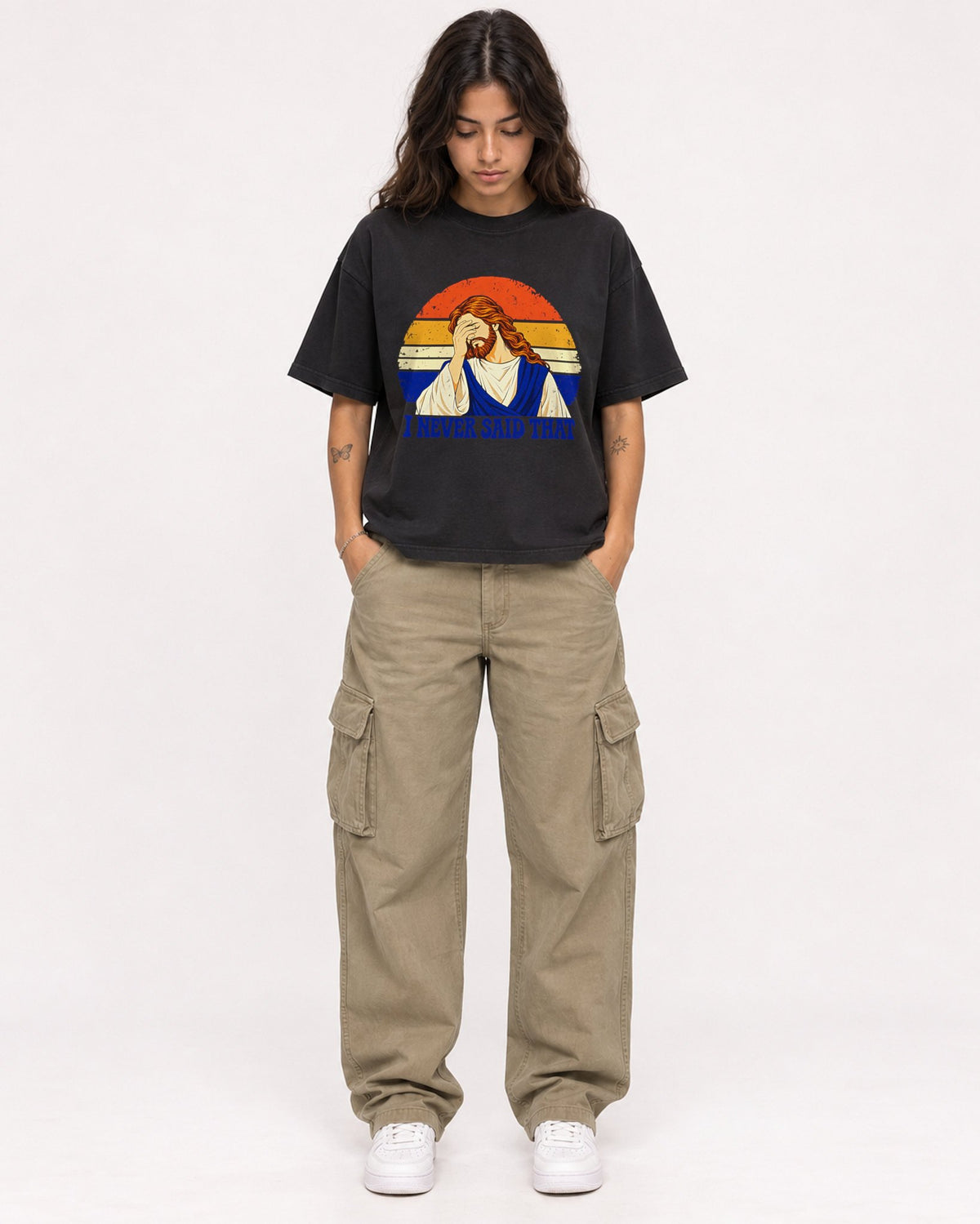Mockup Boxy Heavyweight Tee Black female full-body 06