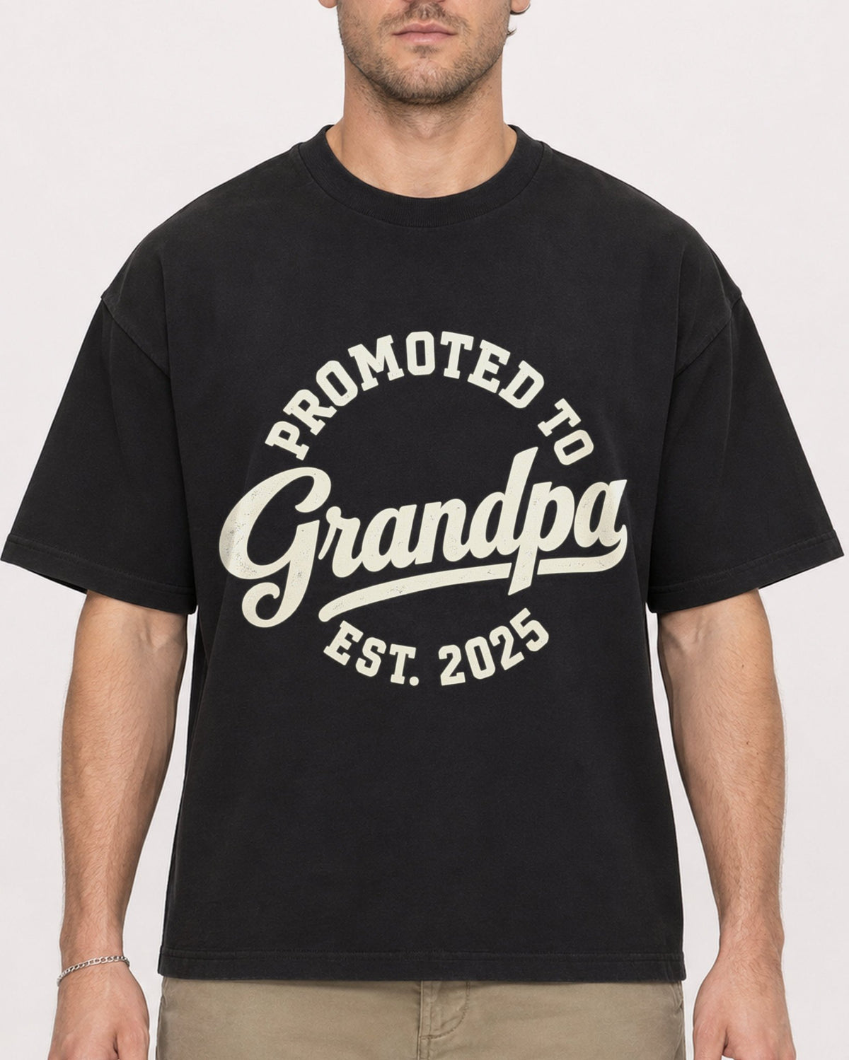 Mockup Boxy Heavyweight Tee Black male close-up 08