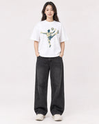 Mockup Boxy Heavyweight Tee White female full-body 03