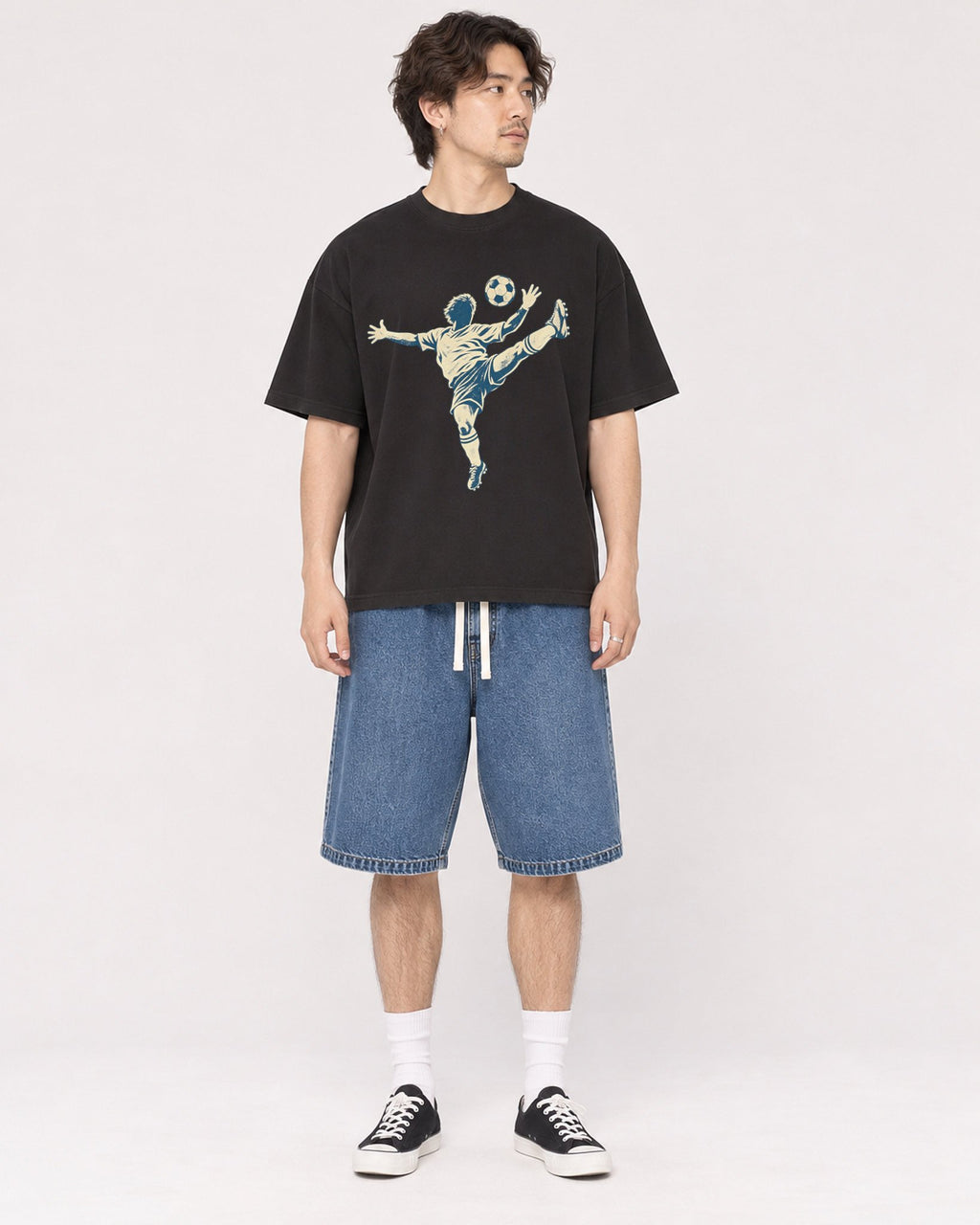 Mockup Boxy Heavyweight Tee Black male full-body 03