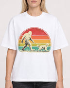 Mockup Boxy Heavyweight Tee White female close-up 08