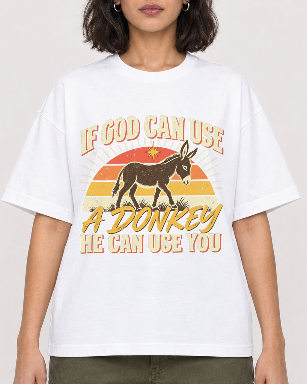 Mockup Boxy Heavyweight Tee White female close-up 37
