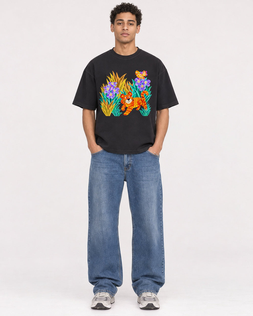 Mockup Boxy Heavyweight Tee Black male full-body 10