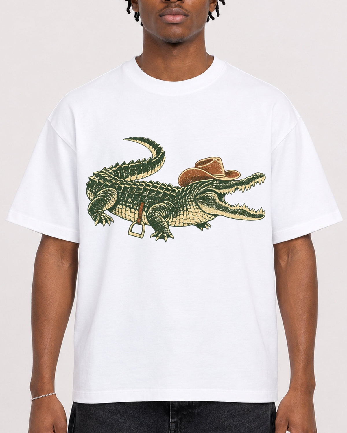 Mockup Boxy Heavyweight Tee White male close-up 05