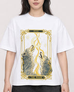 Mockup Boxy Heavyweight Tee White female close-up 13