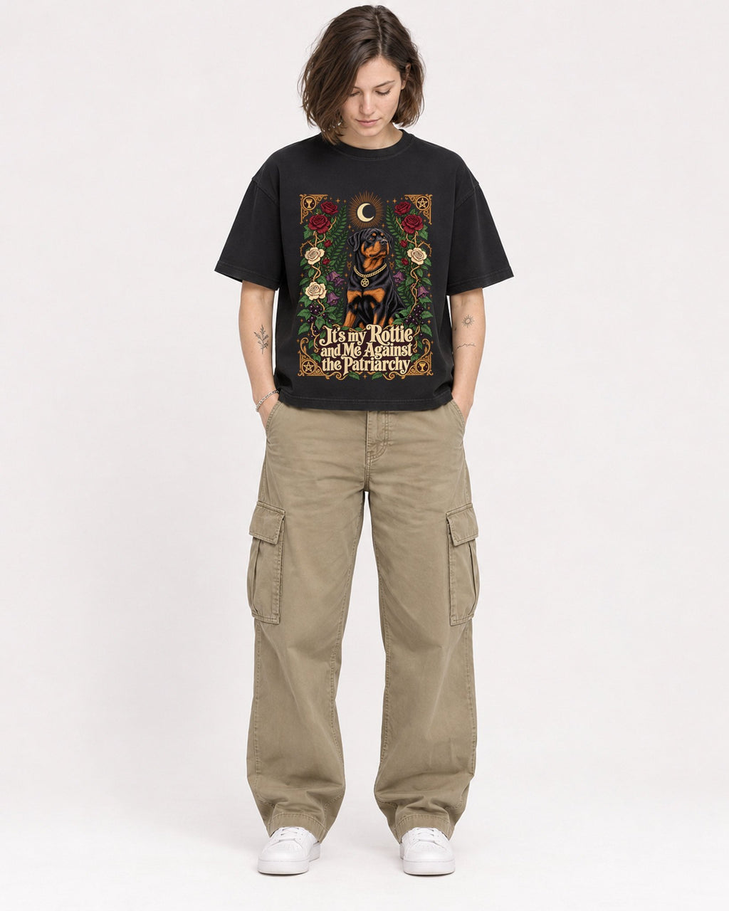 Mockup Boxy Heavyweight Tee Black female full-body 18
