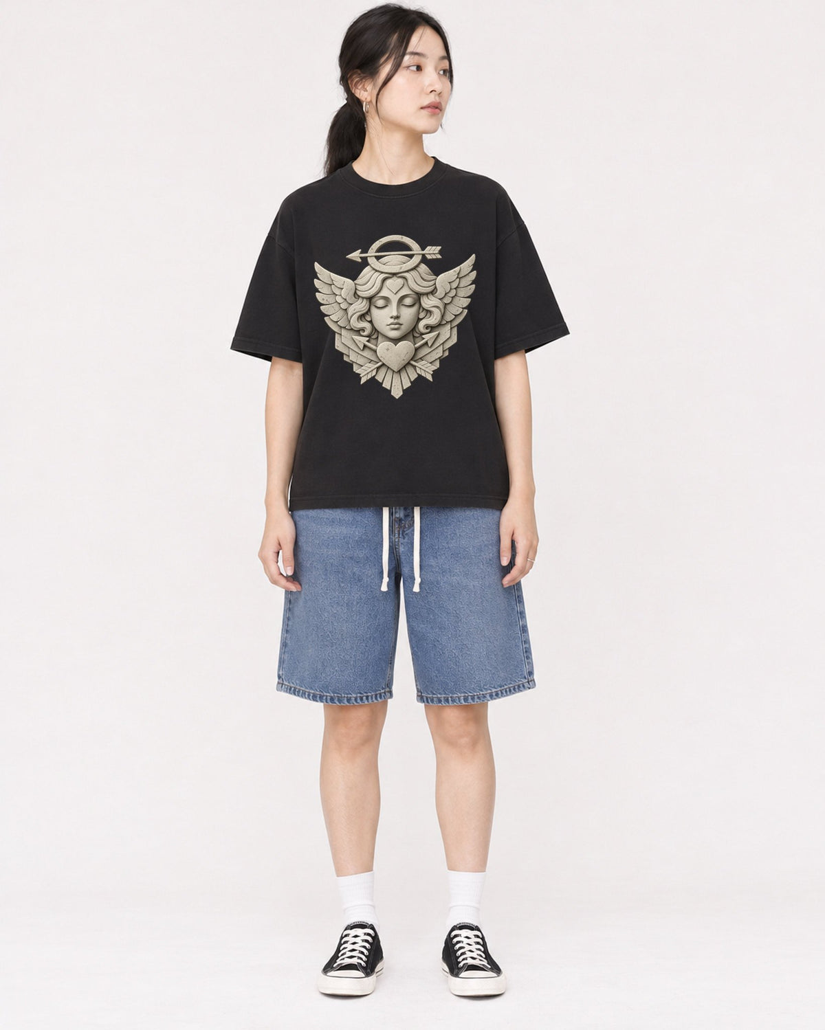 Mockup Boxy Heavyweight Tee Black female full-body 21