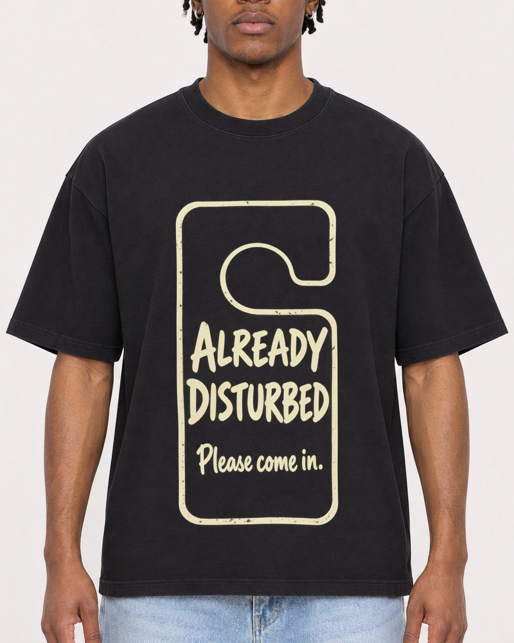 Mockup Boxy Heavyweight Tee Black male close-up 05