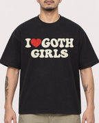 Mockup Boxy Heavyweight Tee Black male close-up 12