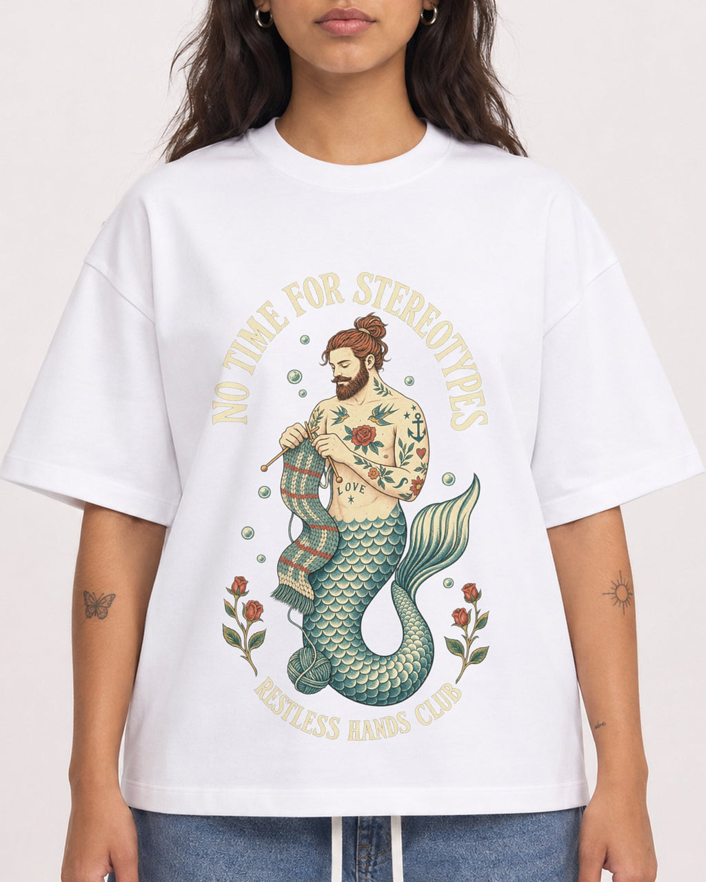 Mockup Boxy Heavyweight Tee White female close-up 06
