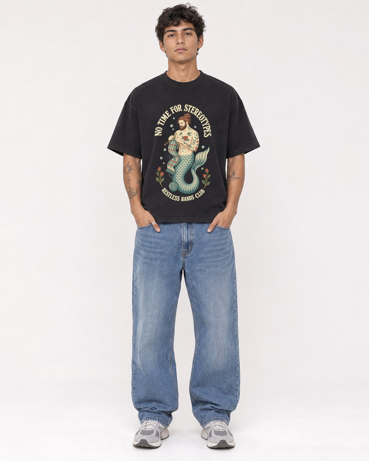Mockup Boxy Heavyweight Tee Black male full-body 06