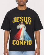 Mockup Boxy Heavyweight Tee Black male close-up 05