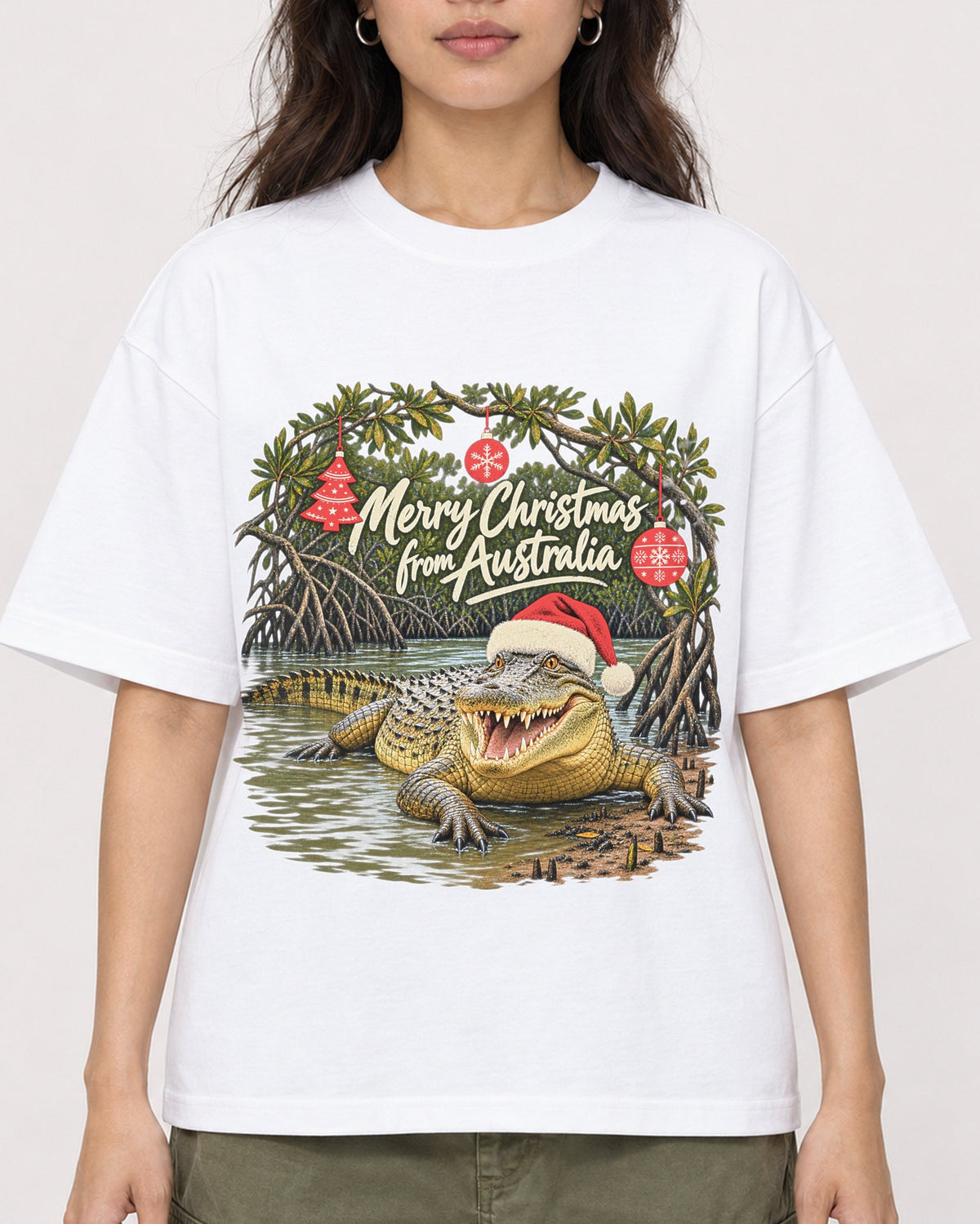 Mockup Boxy Heavyweight Tee White female close-up 02