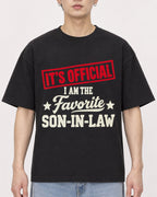 Mockup Boxy Heavyweight Tee Black male close-up 01