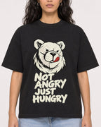 Mockup Boxy Heavyweight Tee Black female close-up 07