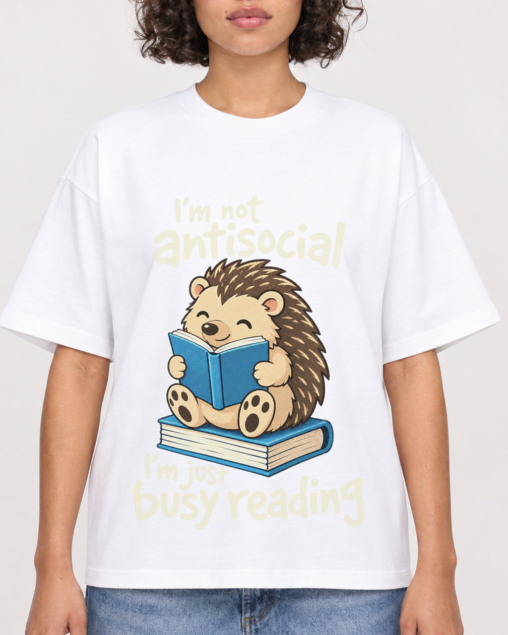 Mockup Boxy Heavyweight Tee White female close-up 40