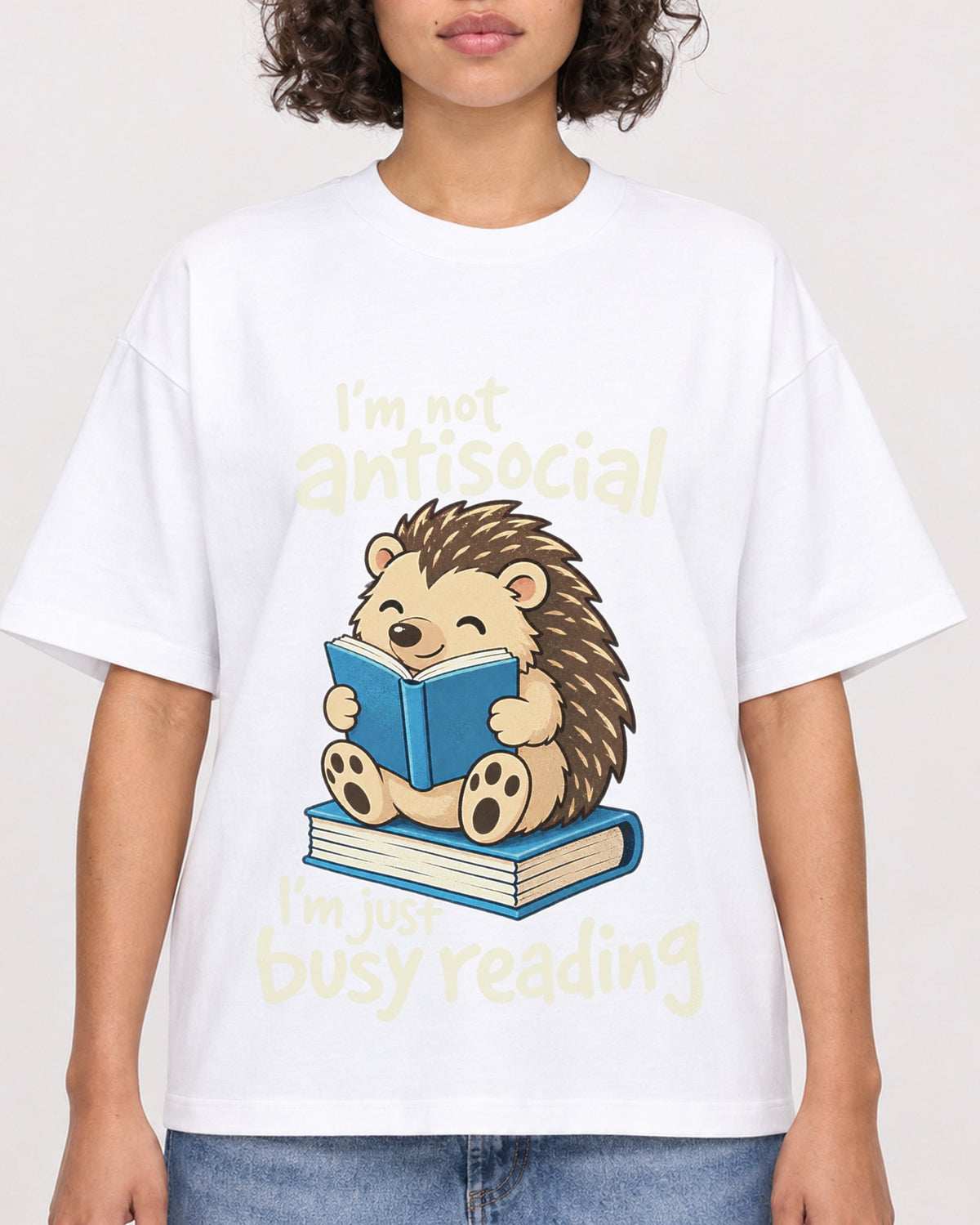 Mockup Boxy Heavyweight Tee White female close-up 40