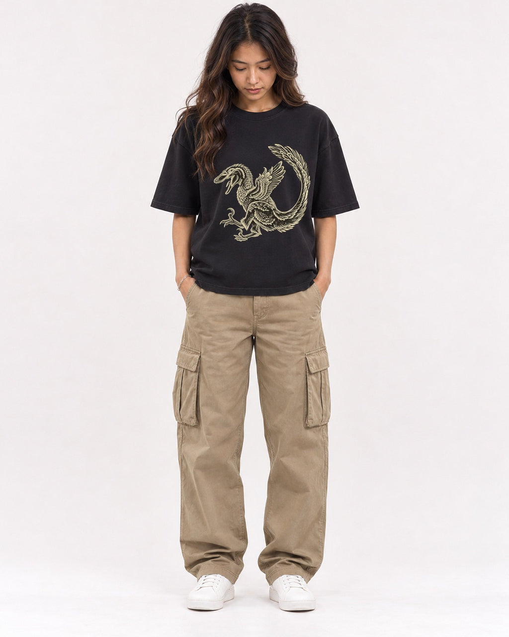 Mockup Boxy Heavyweight Tee Black female full-body 02