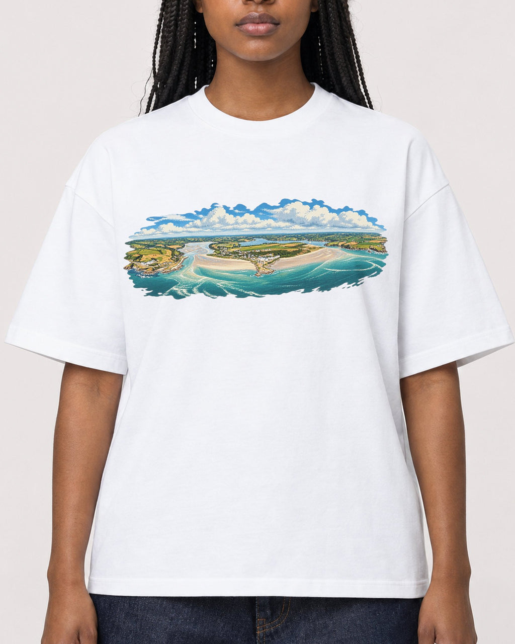 Mockup Boxy Heavyweight Tee White female close-up 04